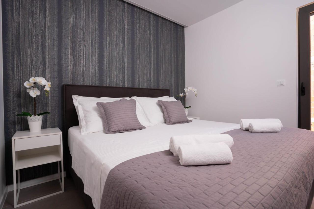 Apartmani Lara Baška Voda Esterno foto