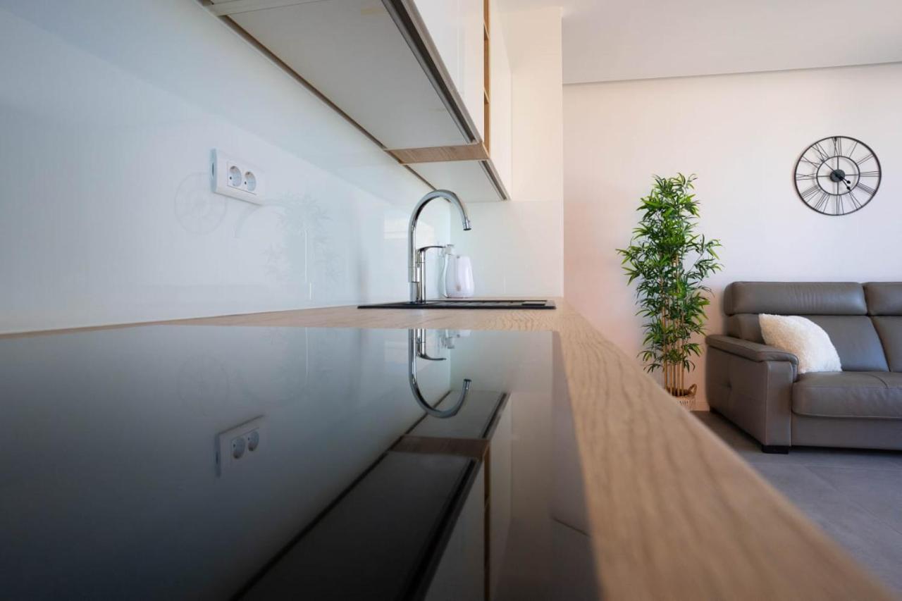 Apartmani Lara Baška Voda Esterno foto